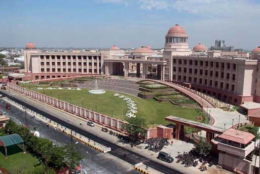 LU Competent To Fix Fee Of Private Colleges Allahabad HC Law Trend