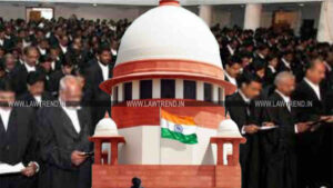 Supreme Court Upholds Cancellation of Enrolment of a Lawyer For Concealment of Criminal Case
