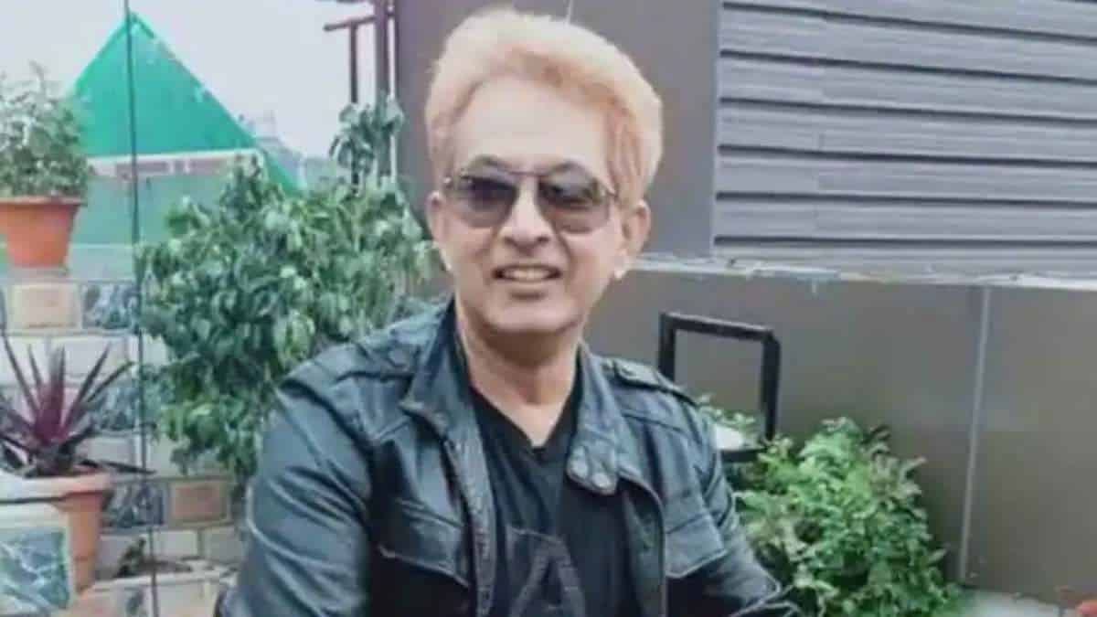 FIR Against Jawed Habib For Spitting on Head of a Woman While Hair Cutting-  Know More - Law Trend