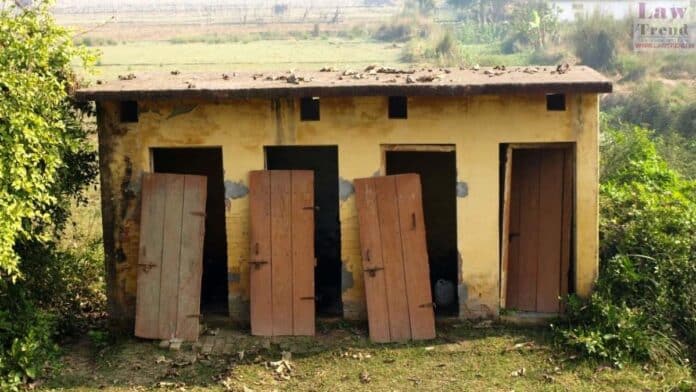 toilets in govt school