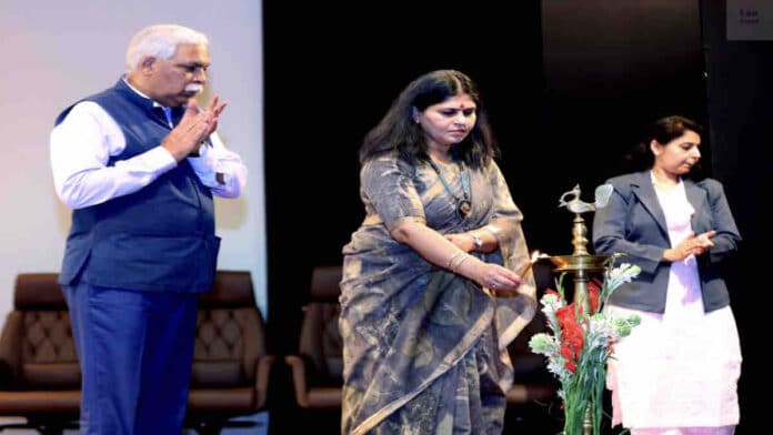 Justices DK Upadhyaya & Sunita Agarwal