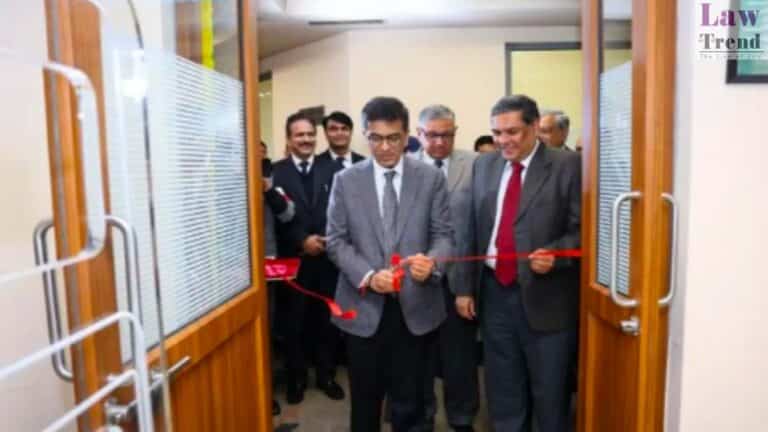 CJI Chandrachud Inaugurates Library for SC Staff Members